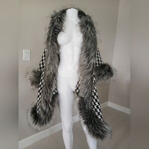 Ninth And Maple Elegant Houndstooth Faux Fur Trim Coat
